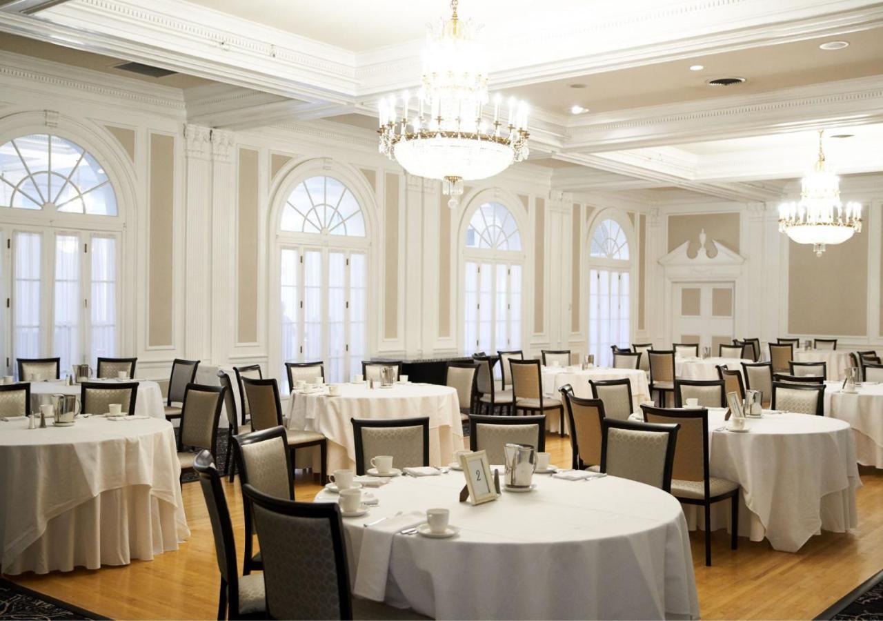 The Queensbury Hotel Glens Falls Exterior photo